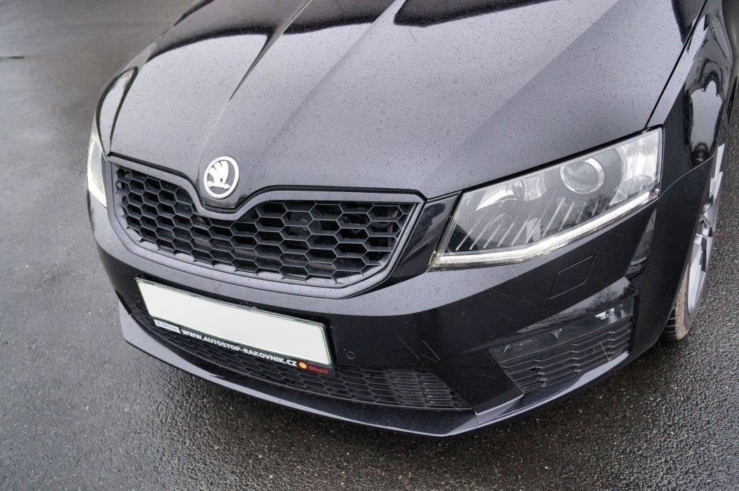 Front Grill Skoda Octavia / Octavia RS Mk3