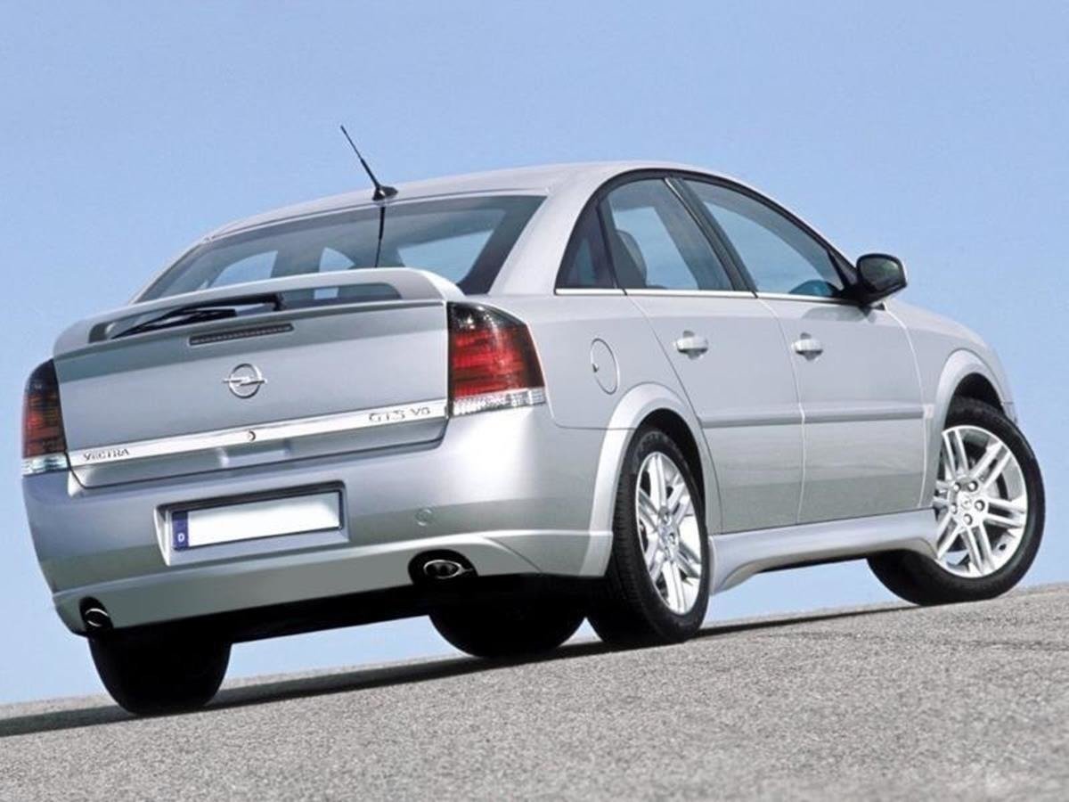 Rear spoiler opel Vectra C (hatchback)