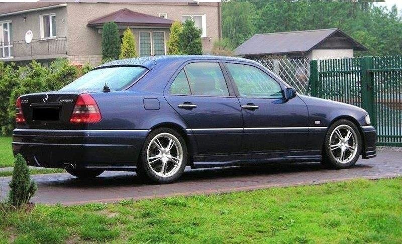 SIDE SKIRTS MERCEDES W202